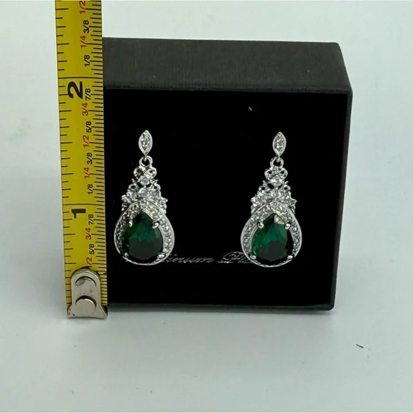 NWT Simulated Emerald, Simulated Diamond Earrings in Silvertone 6.20 ctw NW Box - Picture 12 of 13